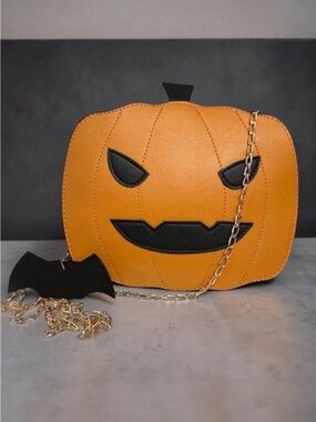 KBW Global Corp. Halloween Orange and Black Pumpkin Jack-o’-lantern Purse Crossb